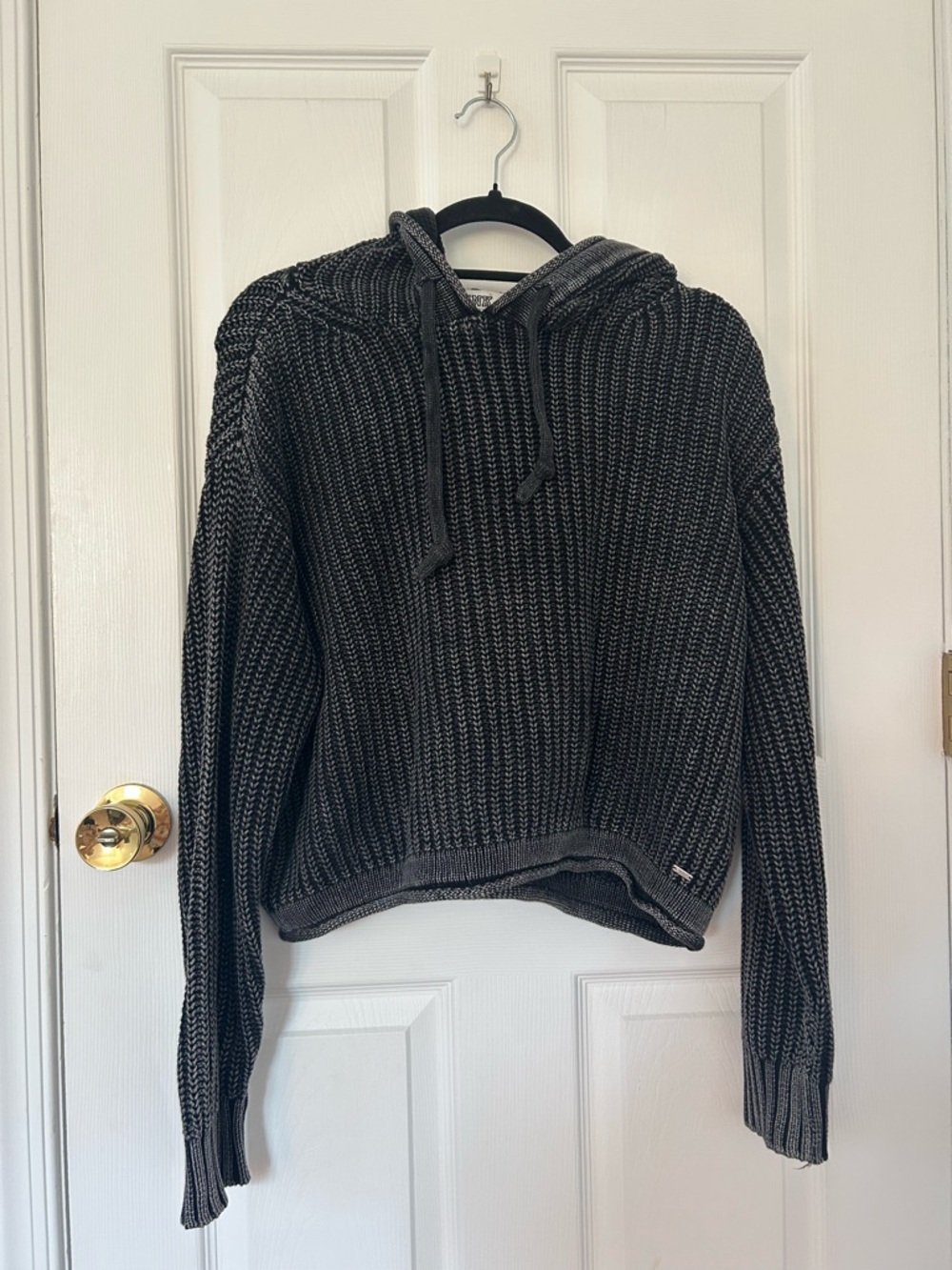 PINK Victoria’s Secret Chunky Knit Hoodie Sweater Gray Size M